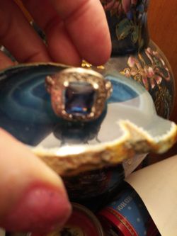 I have a Brand New Beautiful Saphire ring