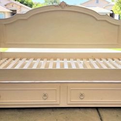 Eggshell White Double pullout twin bed frame