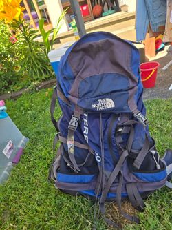 YARD SALE TODAY Sunday 6/14