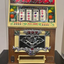 Vintage Slot Machine 