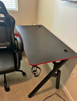 Gaming Chair & Desk