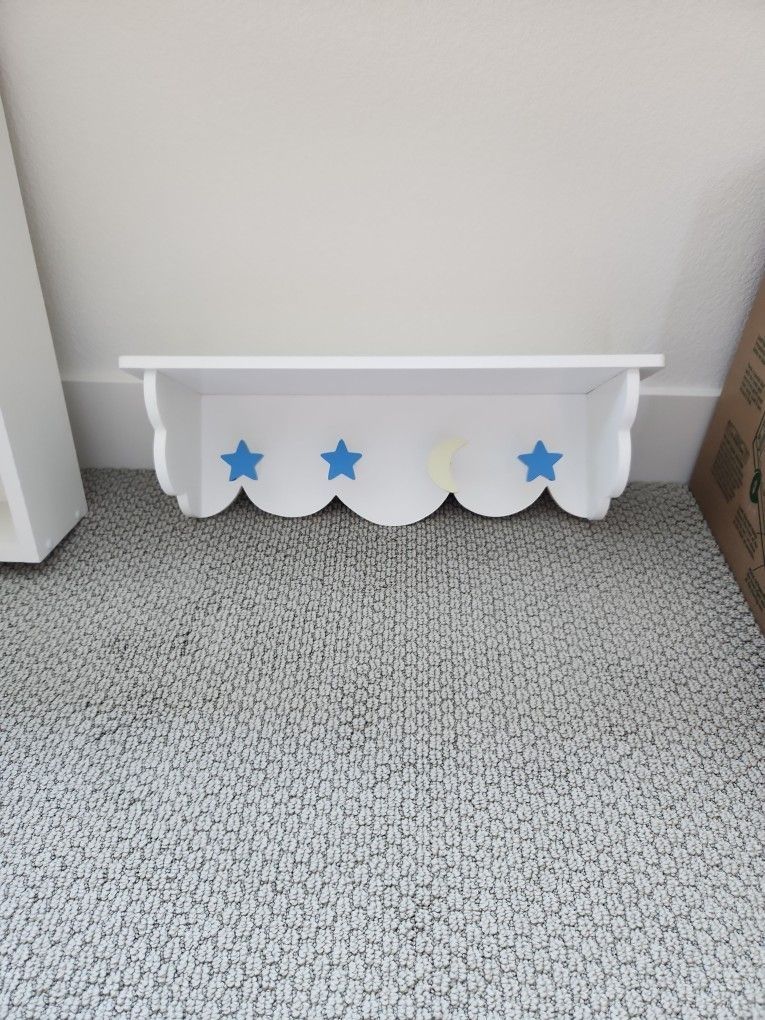 Moon and stars wall shelf With 4 hangers