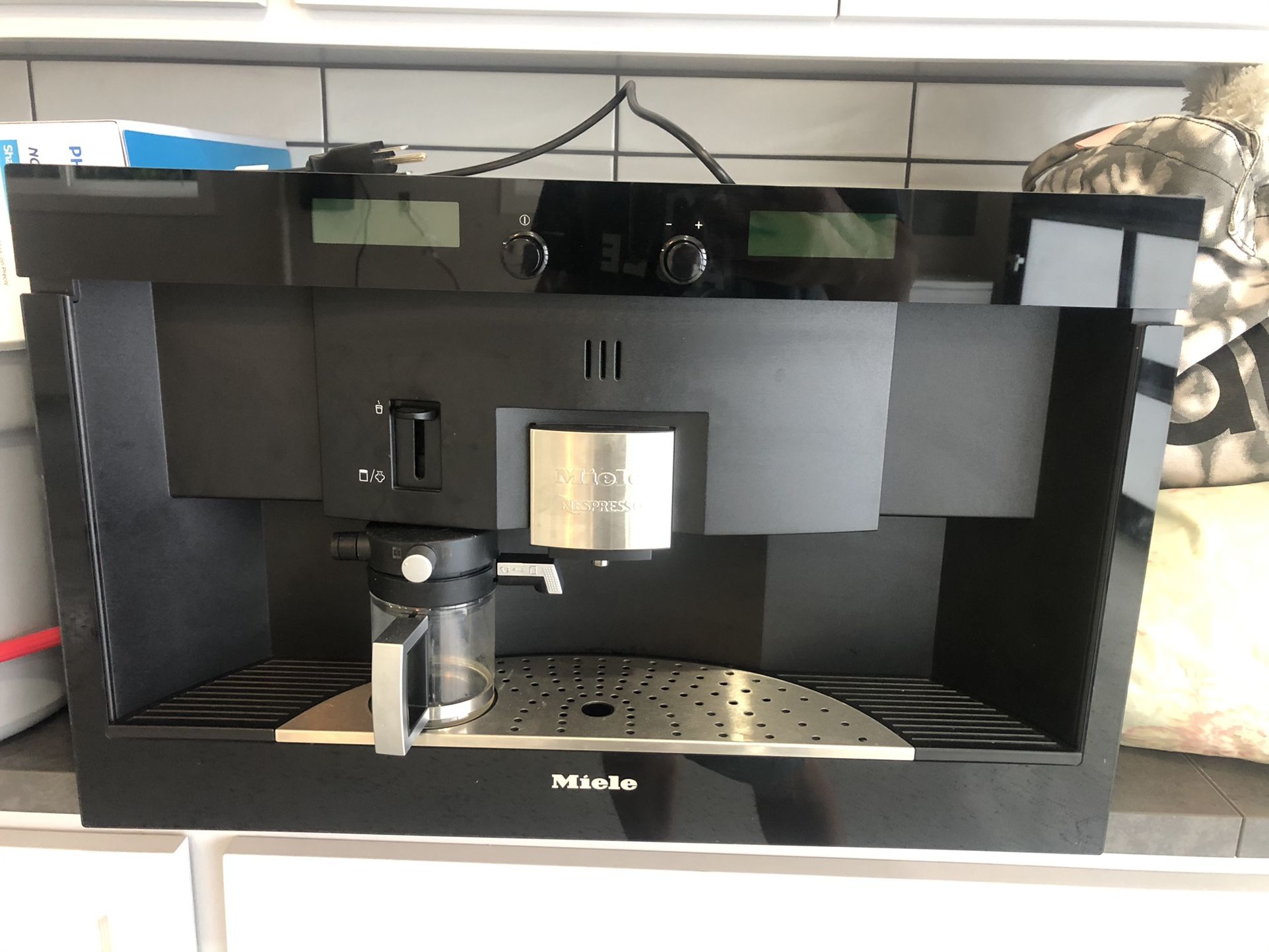MIELE CVA2660 Coffee Machine