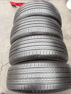 225/60/16 Hankoook Selling a set of 4 tires in excellent condition 🫡