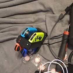 Joycons And Charger.L For Nintendo Switch 