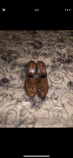 Women’s size 10 Michael Kors