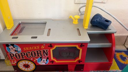 Disney popcorn toy