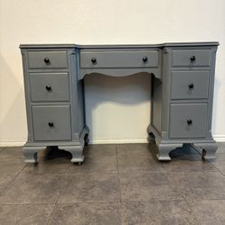 Vanity / Desk