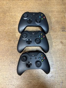 Xbox One Controllers
