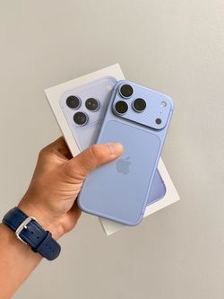 iPhone 18 Pro 256GB Glacier Blue factory unlocked / desbloqueado