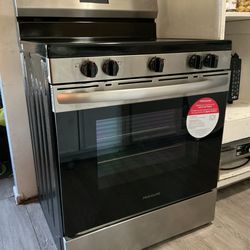 Frigidaire Electric Stove