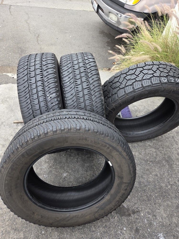 4 used tires 275 60r20
3 tires Michelin
i tire Toyo AT111 open country $250.00 all 4
