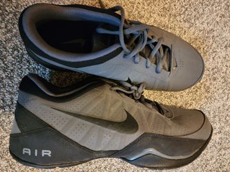 $60 Nike Air Men's Sneakers