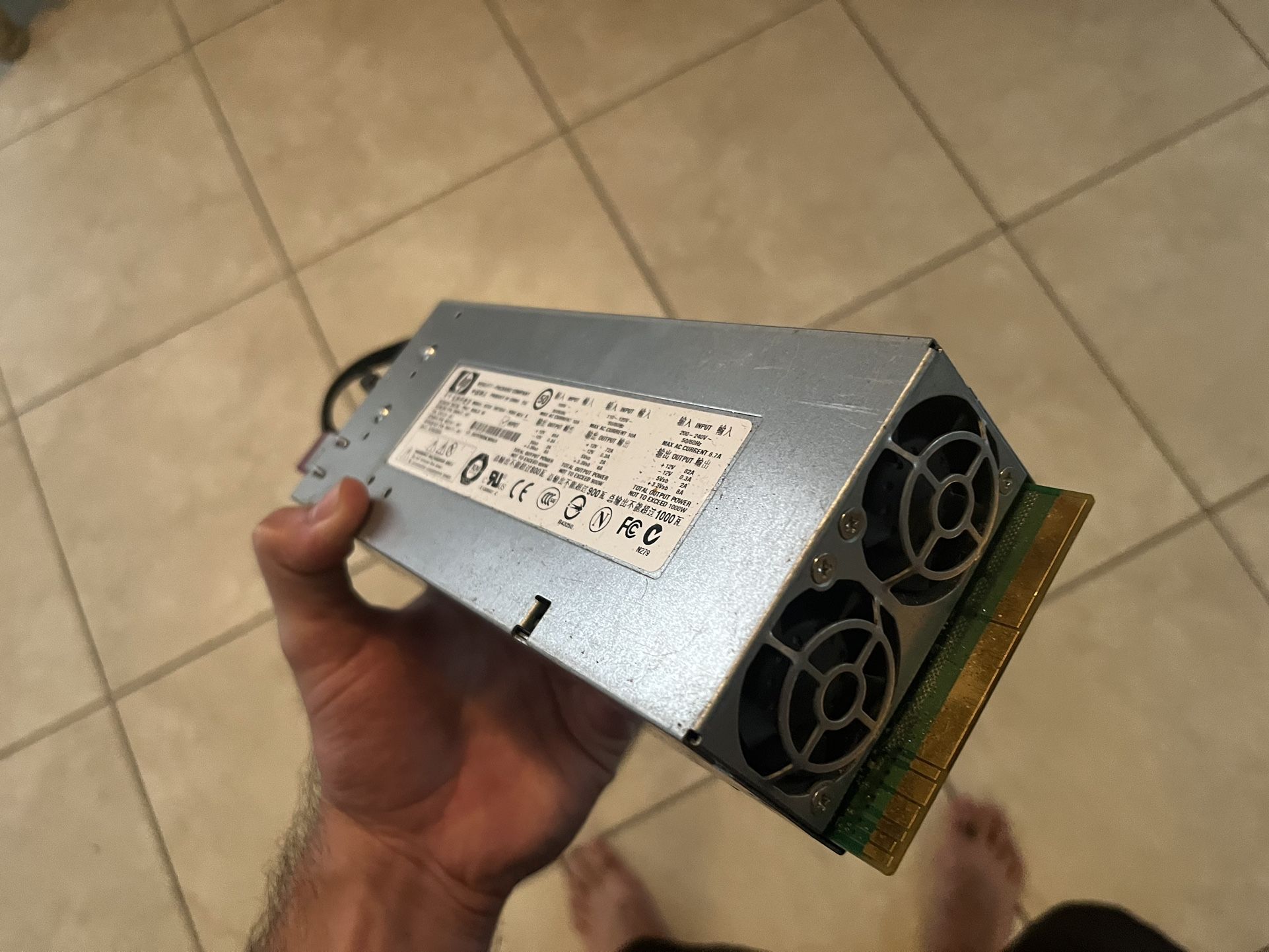 Bitcoin Miner Antminer S7 F1 With Power Supply