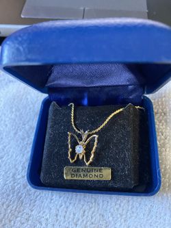 Vintage gold plated diamond chip butterfly costume jewelry necklace
