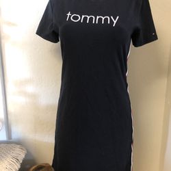 Tommy Dress Size Small