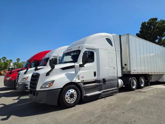 2020 Freightliner Cascadia (587k miles)