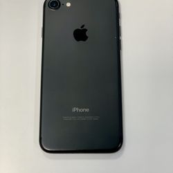 IPhone 7   128GB Fully unlocked 