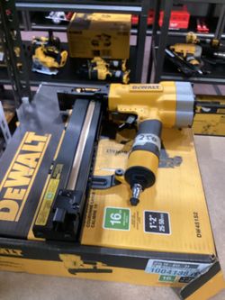 Dewalt Pneumatic 16ga Wide Crown Stapler $250