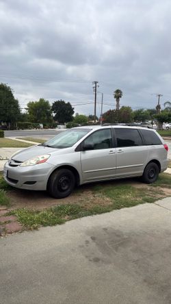 2008 Toyota Sienna