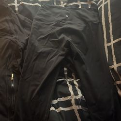 Lululemon gold zipper set