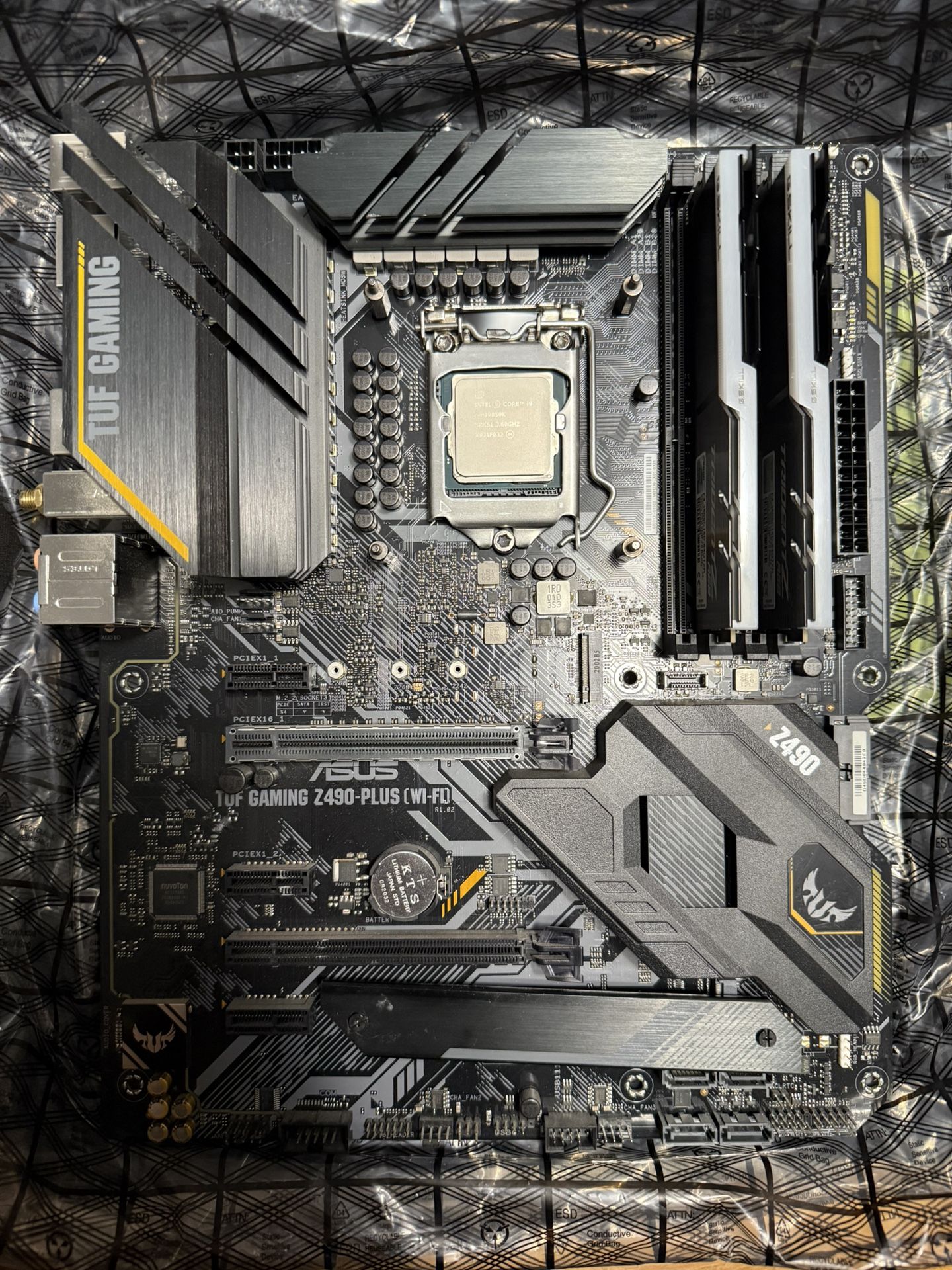 Z490 Plus Asus Tuf