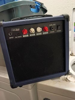 LyxPro AGL-20 (20 watt Guitar Amp black