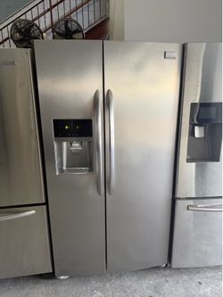 Like new 36 Frigidaire FRIDGE REFRIGERATOR NEVERA HELADERA FRIO REFRIGERADOR GOOD CONDITION DELIVERY 🚚 FREE WARRANTY 100 DAYS 7️⃣8️⃣6️⃣4️⃣2️⃣0️⃣1️⃣3️