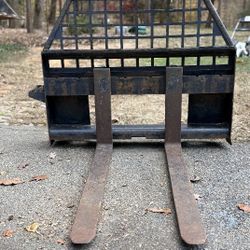 Forklift Caterpillar  Brand 