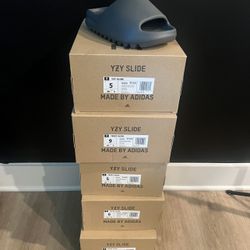 Yeezy Slides Granite