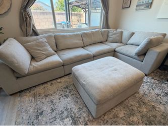 6 pieces - Like new! Light gray fabric section sofa set