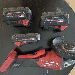 Milwaukee Angle Grinder W/2 Xc5.0 & CP2.0 Batteries
