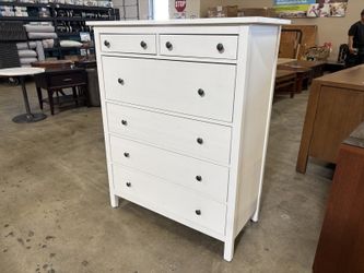 IKEA Hemnes White 6 Drawer Chest Style Dresser with Black Metal Pulls