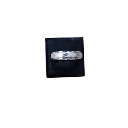 Size 10 Silver Toned Fidget Wedding Band