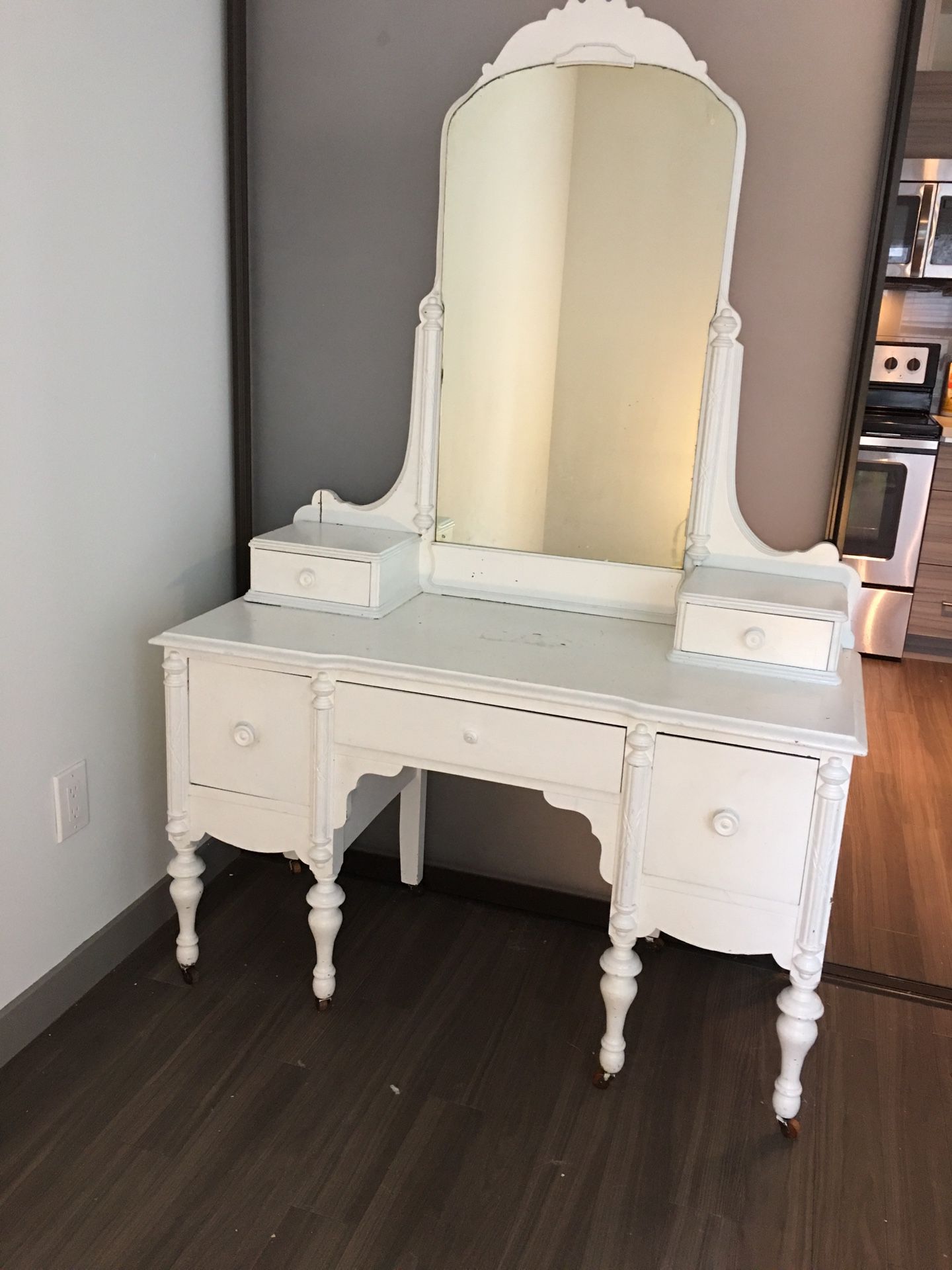 Antique White Vanity And Chair