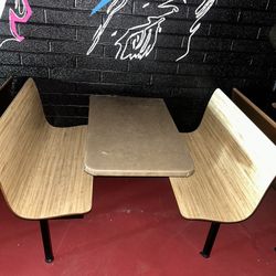 4 Seats On Bench Tables 