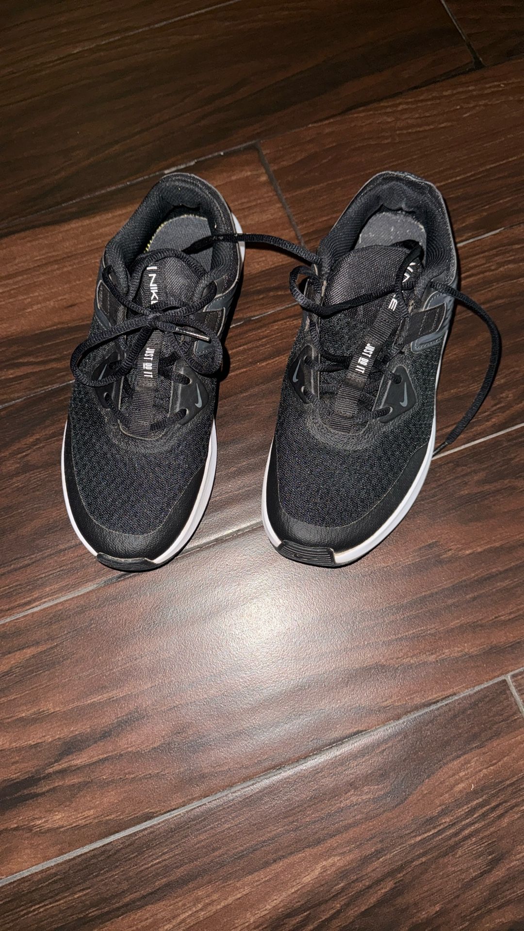 Running Shoes