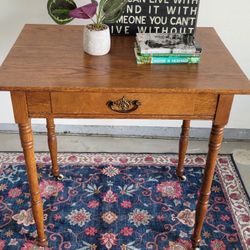 SOLID DESK / TABLE