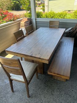 High End Cresent Dining Room Table w/ chairs and bench