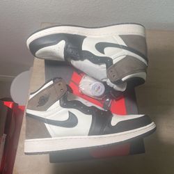 Jordan 1 High Retro Dark Mocha Gradeschool 7Y