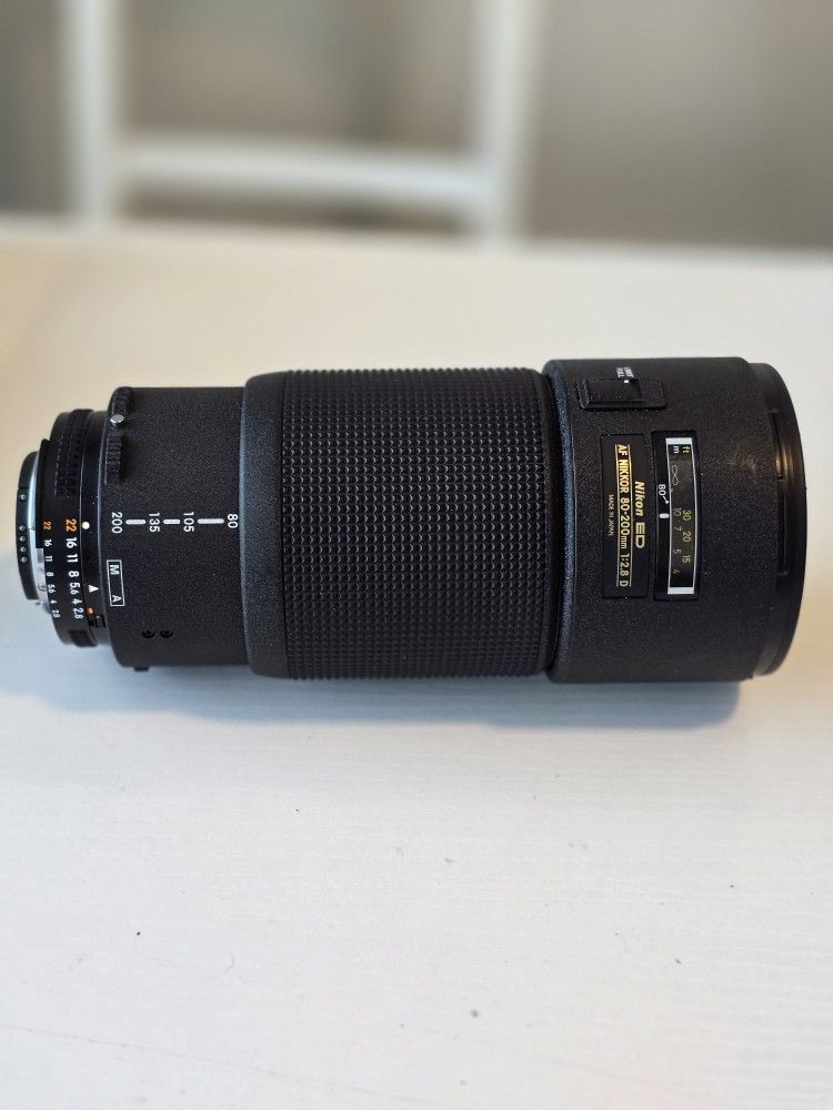 Nikon ED AF Nikkor 80-200