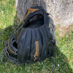 Baseball Glove/black Glove/ Infielders Glove