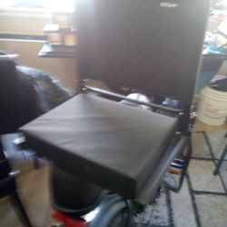 Stadium Chair w/carry strap