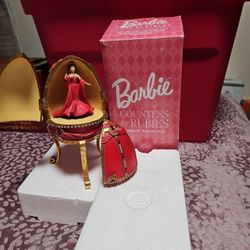 2001 Avon.    Countess Of Rubies