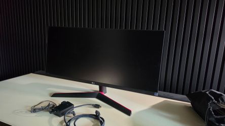 LG 29WP60G-B ultra wide 29" monitor