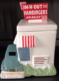 2007 IN-N-OUT Burger Cookie Jar 10" Tall 9" Wide. Great Condition!