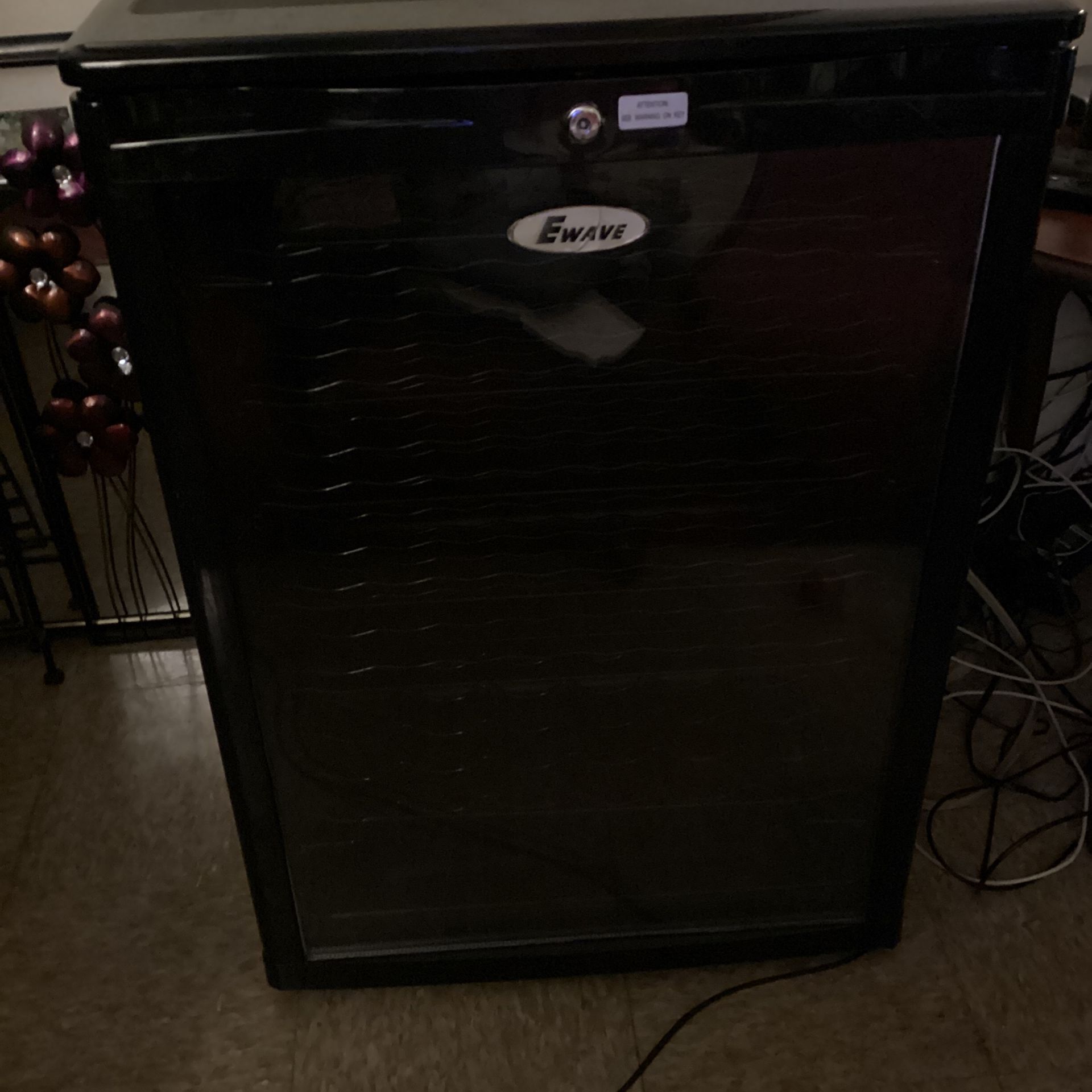 Magic Chef/Ewave Wine Cooler