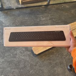 Microsoft Bluetooth Keyboard