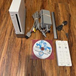 Wii (WORKS GREAT)