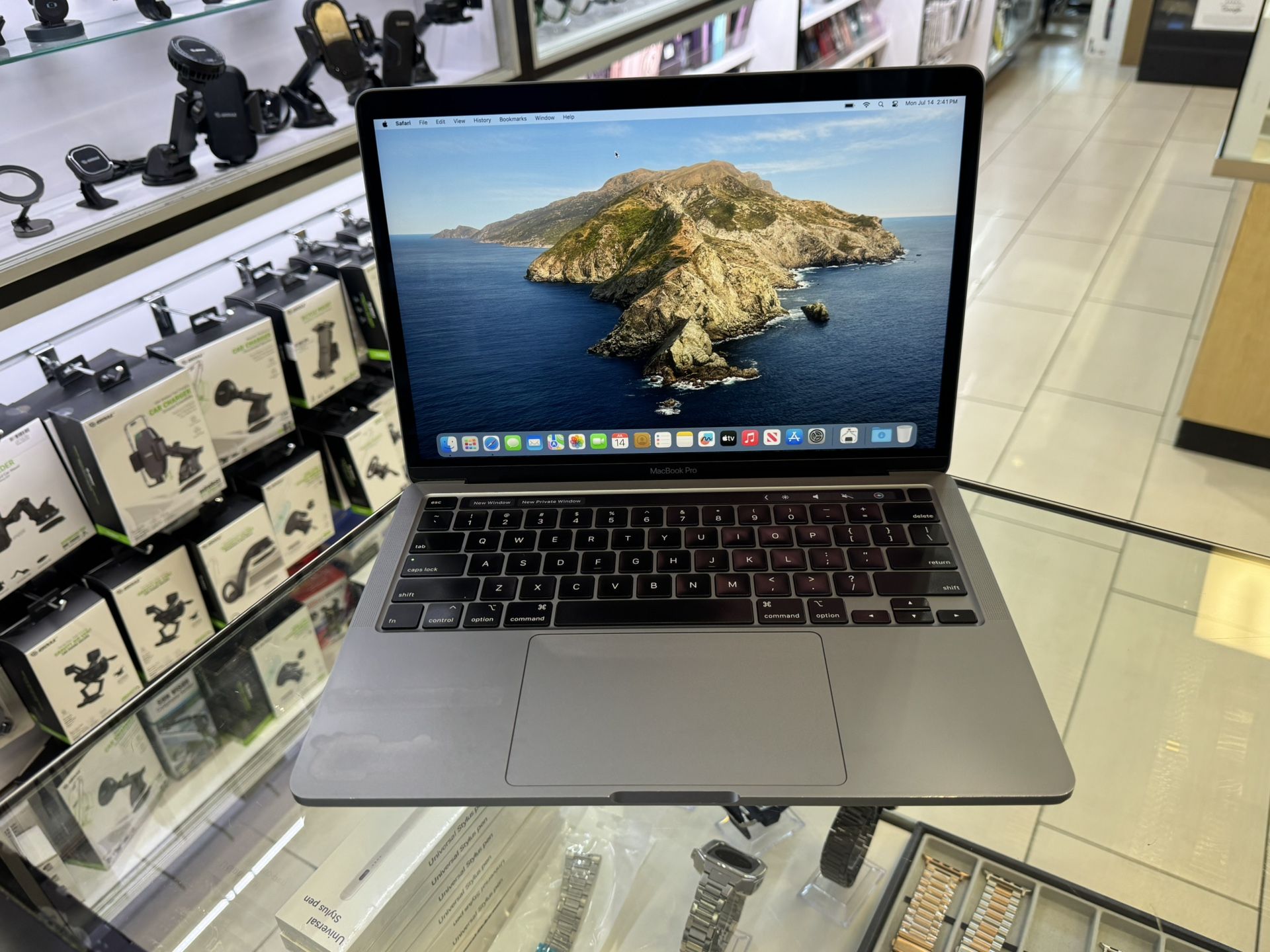 Apple MacBook Pro 13” i5 16gb 512gb
